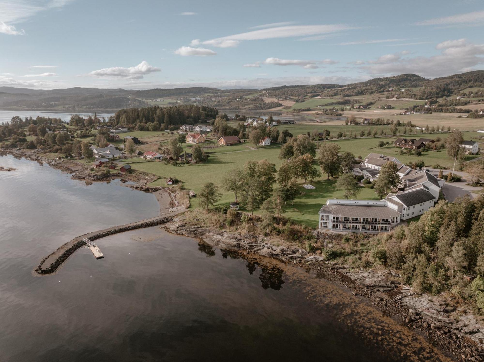 Jegtvolden Fjordhotell Straumen  Buitenkant foto